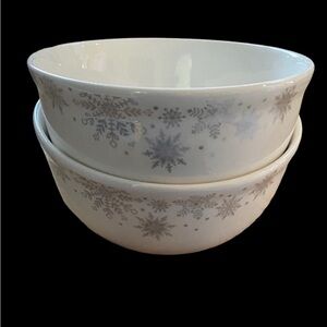 Royal Norfolk Snowflake Patterned Bowls. Set of 2.